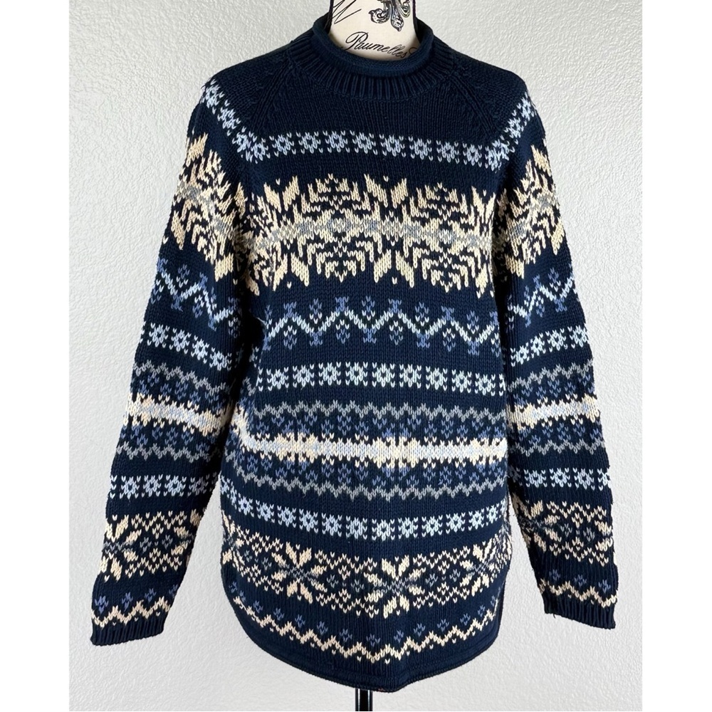 Eddie Bauer Men’s Vintage Nordic Fair Isle Snowflake Ski Sweater, size Large